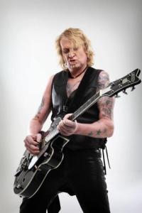 311748_10151216442144623_1830094916_n