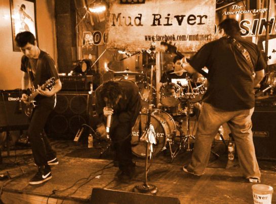 305151_341439475947570_153321668_n