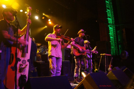 Hank 3's country lineup.